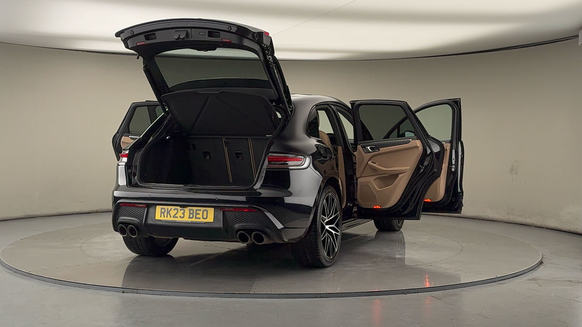 Used Porsche Macan 2023 for sale - 77228059: Photo 61