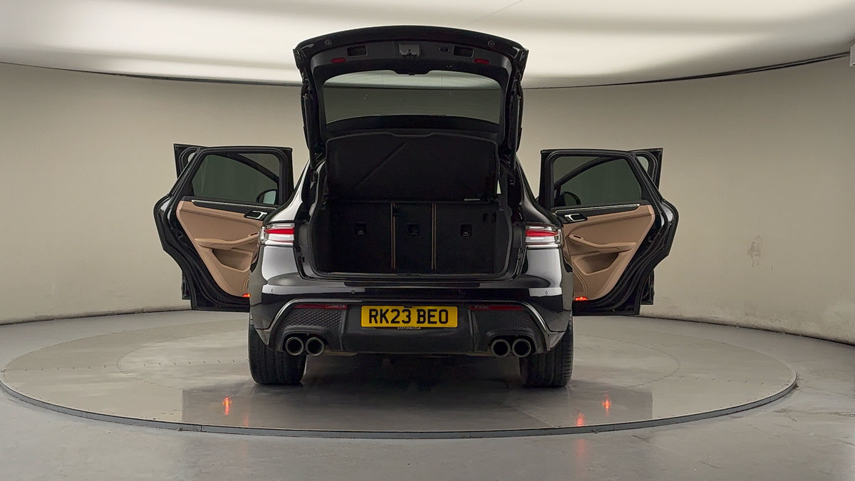 Used Porsche Macan 2023 for sale - 77228059: Photo 62