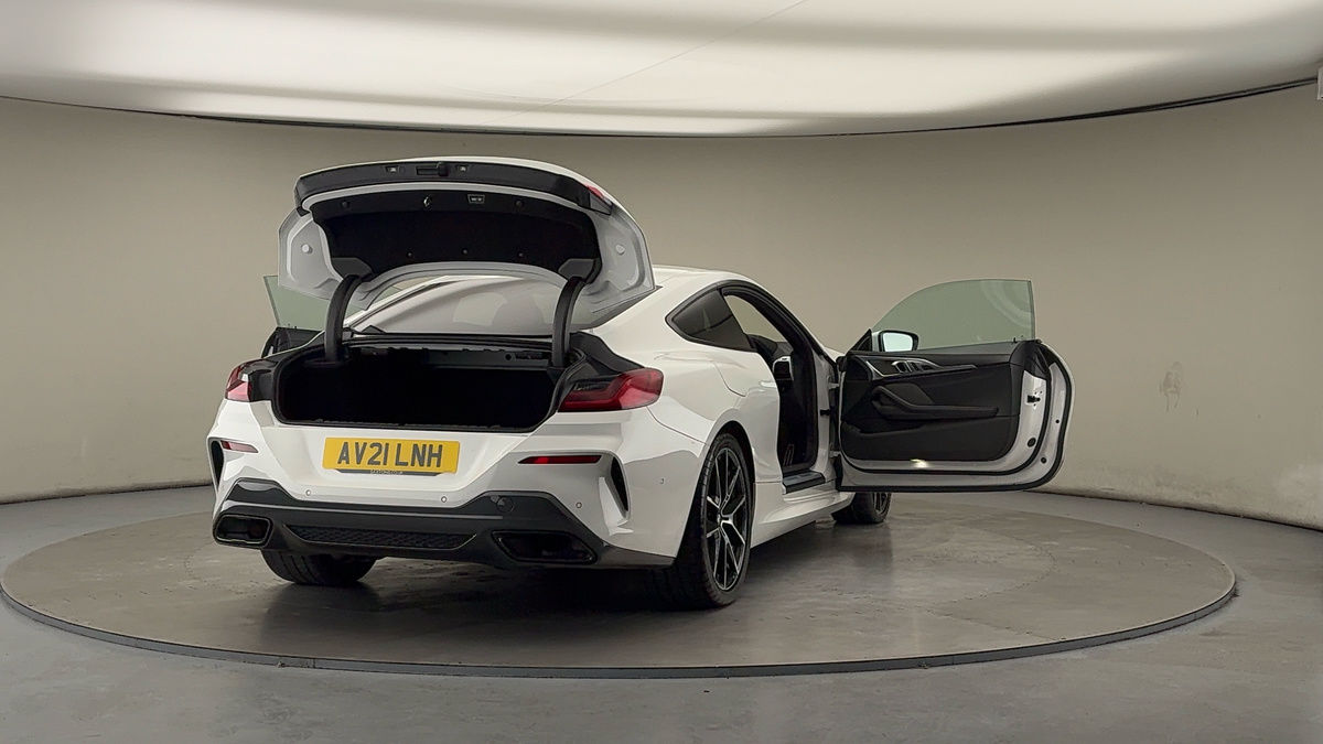 Used BMW 8 Series 2021 for sale - 77038675: Photo 59