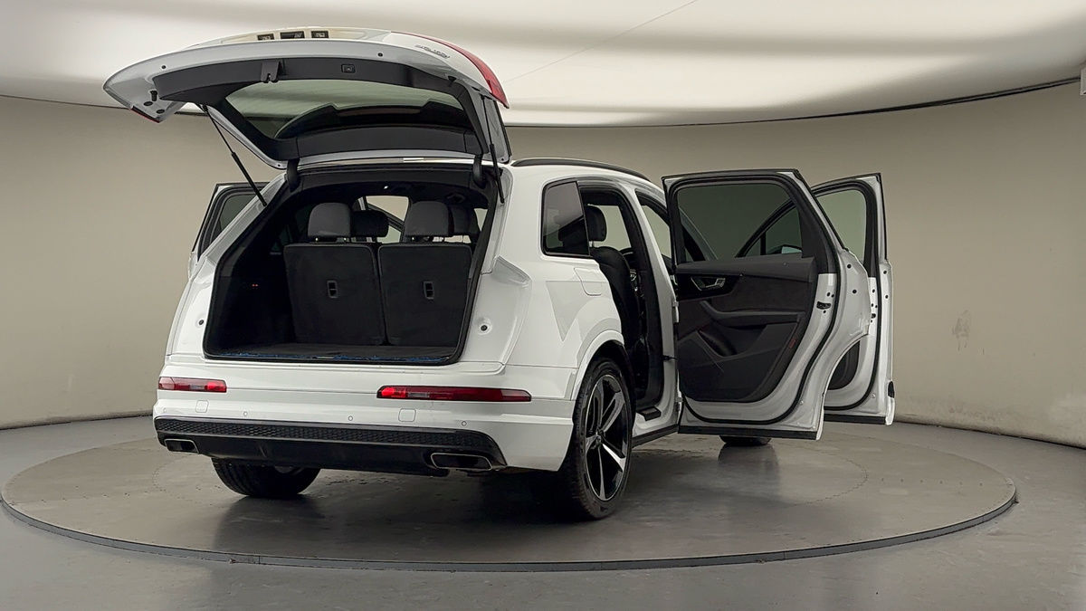 Used Audi Q7 2019 for sale - 77140415: Photo 60