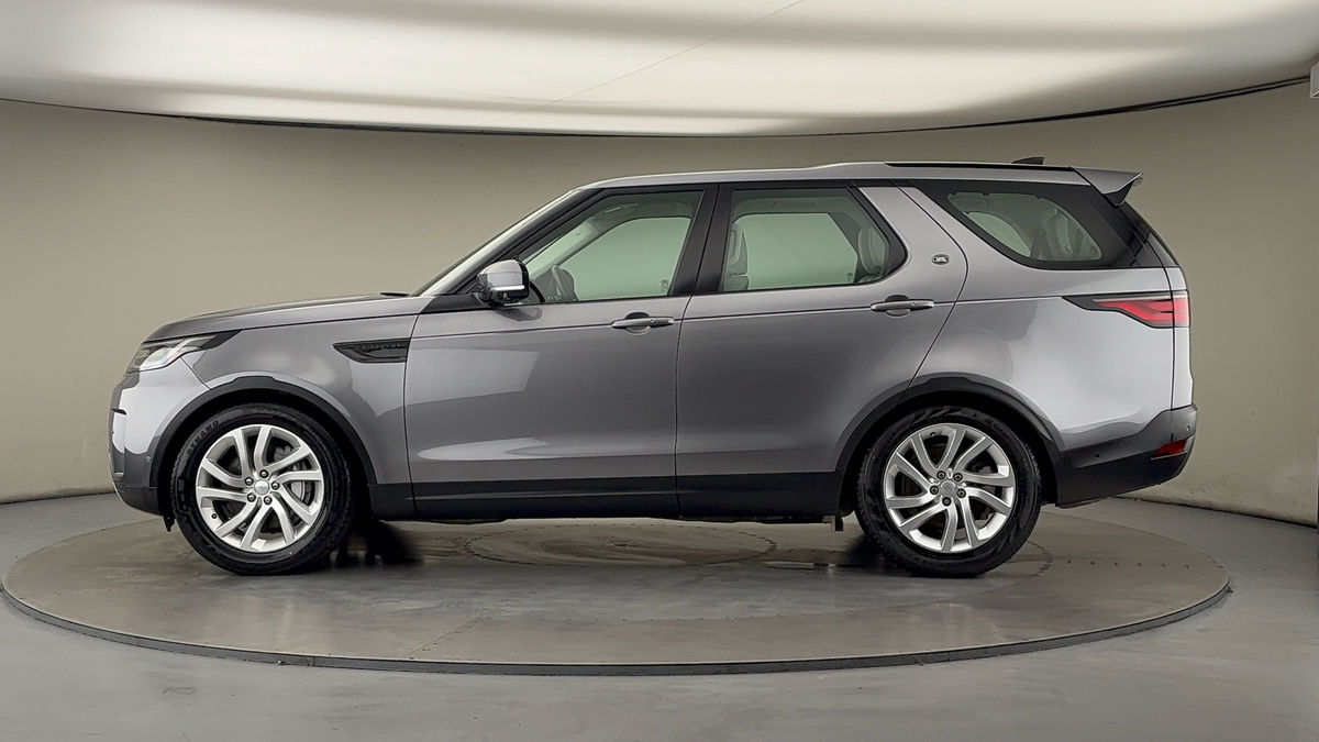 Used Land Rover Discovery 2021 for sale - 76185933: Photo 15