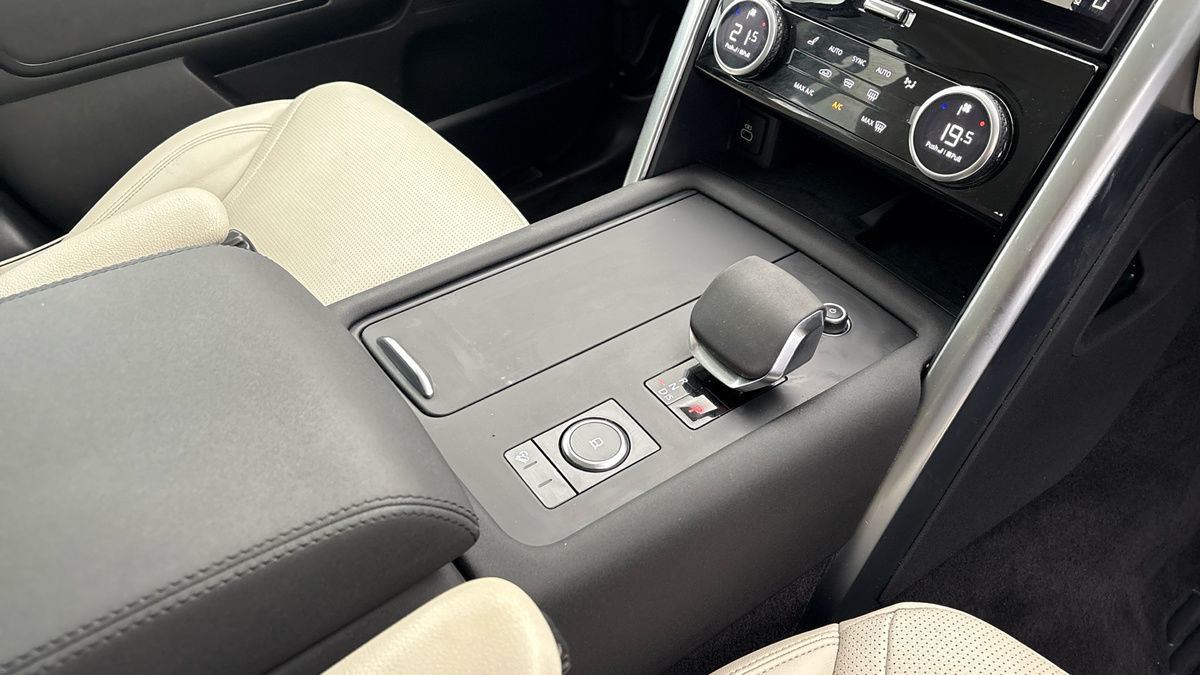 Used Land Rover Discovery 2021 for sale - 76185933: Photo 18