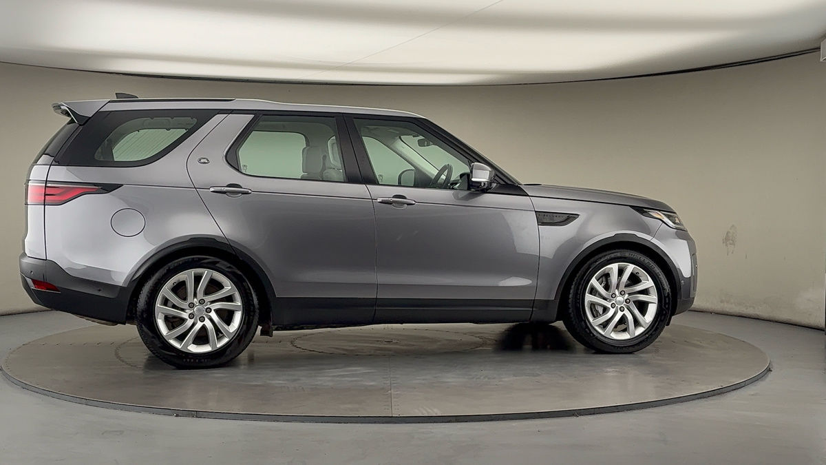 Used Land Rover Discovery 2021 for sale - 76185933: Photo 37