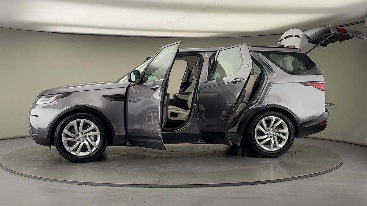 Used Land Rover Discovery 2021 for sale - 76185933: Photo 47