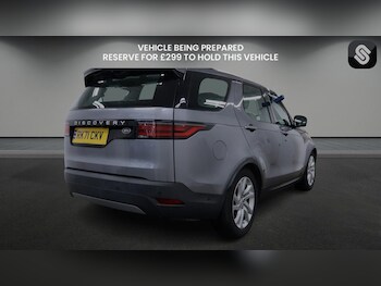 Used Land Rover Discovery 2021 for sale - 76185933: Photo