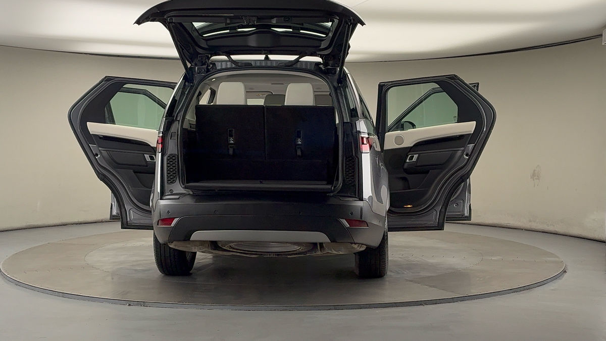 Used Land Rover Discovery 2021 for sale - 76185933: Photo 60