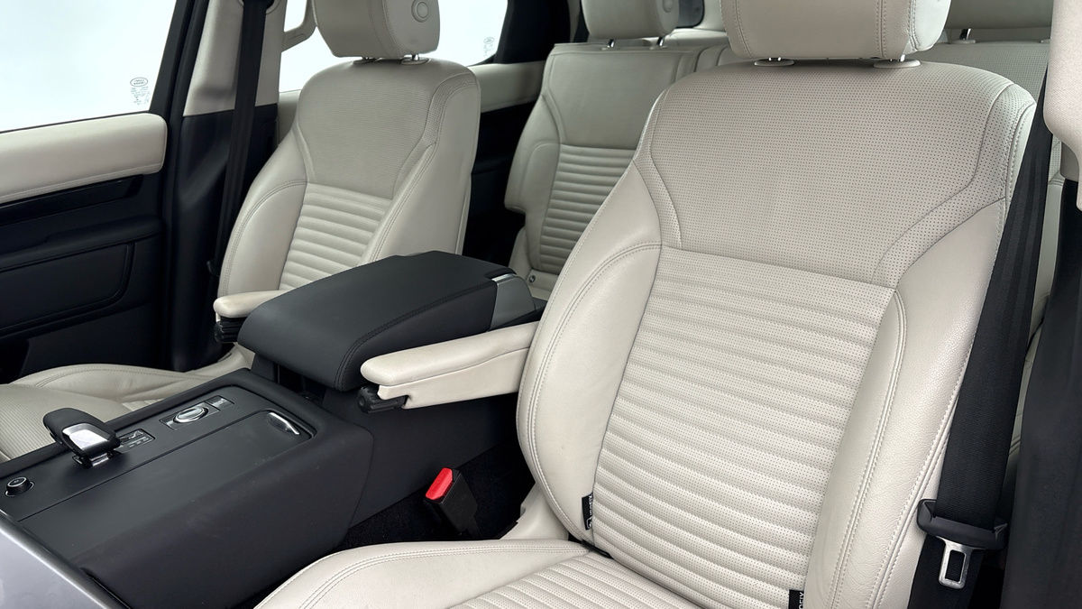 Used Land Rover Discovery 2021 for sale - 76185933: Photo 7