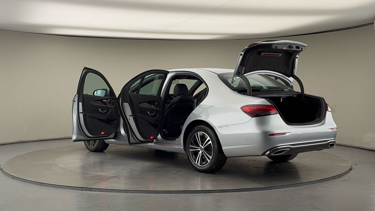 Used Mercedes-Benz E Class 2022 for sale - 75778087: Photo 43