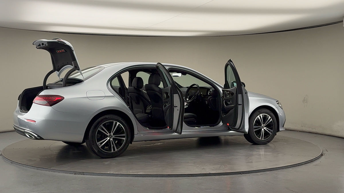 Used Mercedes-Benz E Class 2022 for sale - 75778087: Photo 57