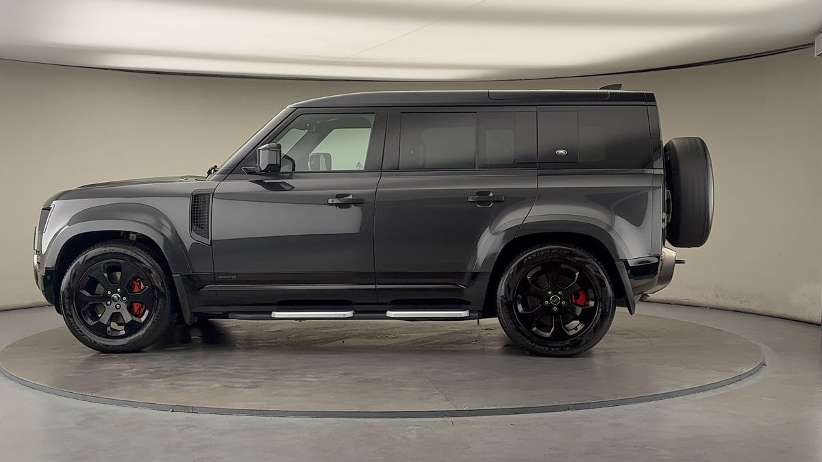 Used Land Rover Defender 110 2021 for sale - 76119501: Photo 27