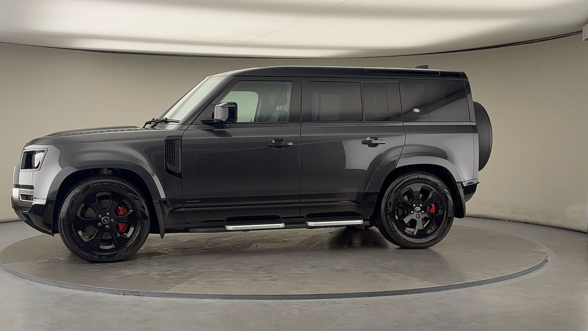 Used Land Rover Defender 110 2021 for sale - 76119501: Photo 28