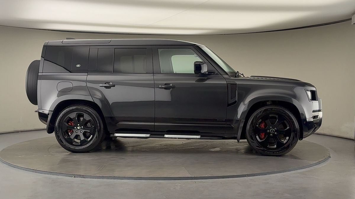 Used Land Rover Defender 110 2021 for sale - 76119501: Photo 36