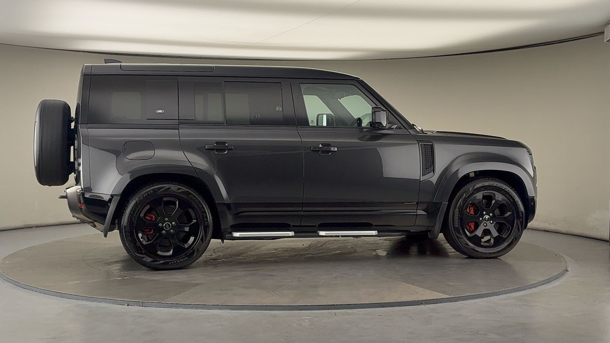 Used Land Rover Defender 110 2021 for sale - 76119501: Photo 37