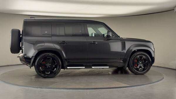 Used Land Rover Defender 110 2021 for sale - 76119501: Photo 37