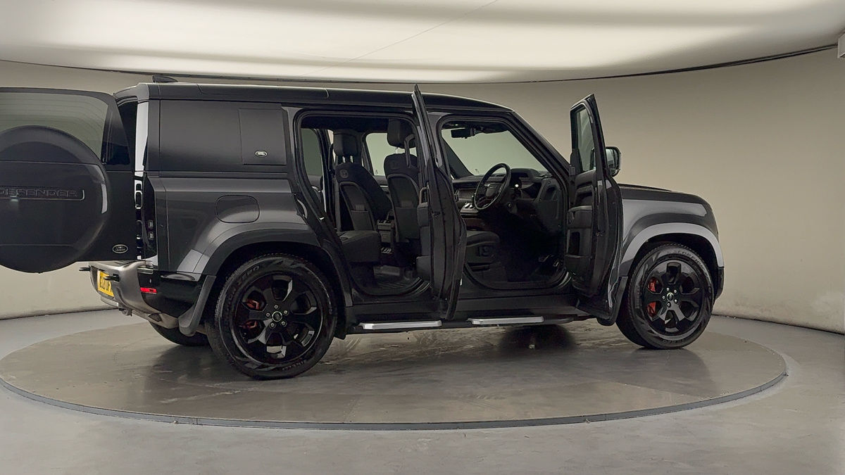 Used Land Rover Defender 110 2021 for sale - 76119501: Photo 57