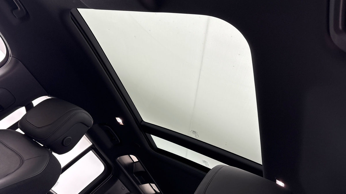 Used Land Rover Defender 110 2021 for sale - 76119501: Photo 6