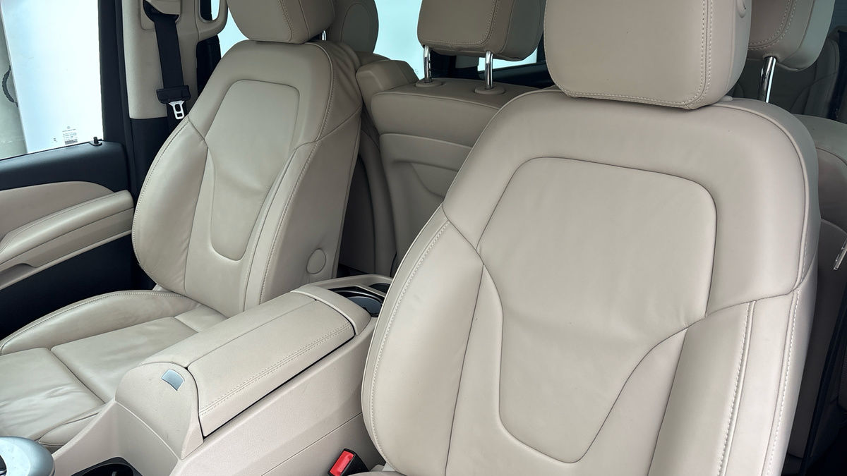 Used Mercedes-Benz V-Class 2024 for sale - 76280697: Photo 13