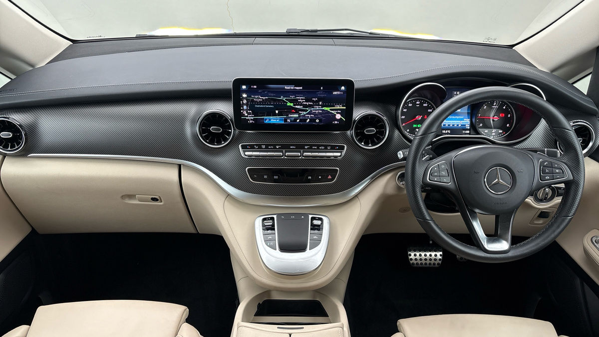 Used Mercedes-Benz V-Class 2024 for sale - 76280697: Photo 18