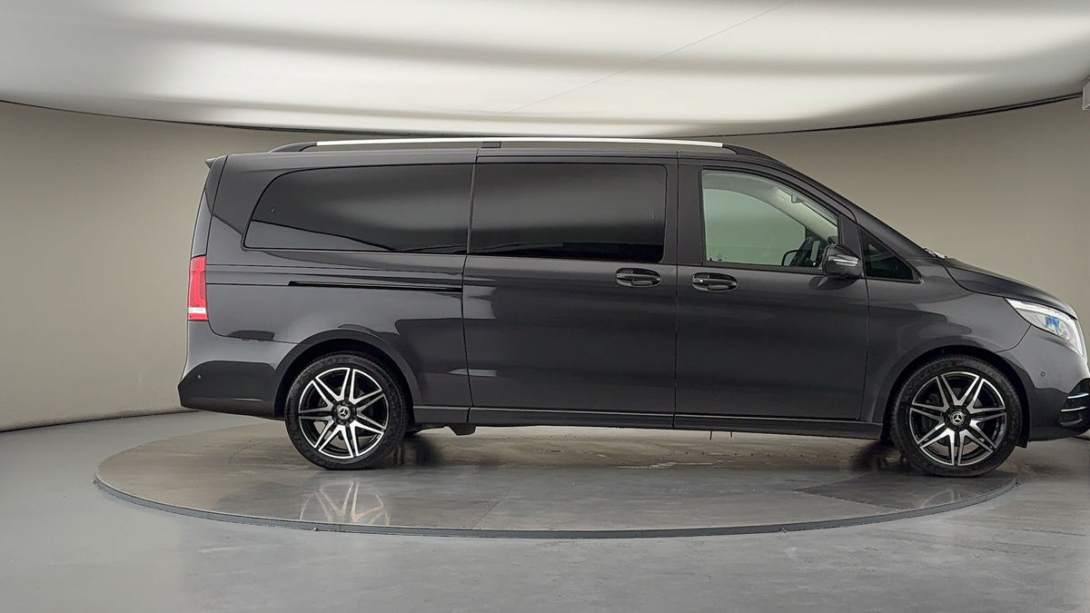 Used Mercedes-Benz V-Class 2024 for sale - 76280697: Photo 22