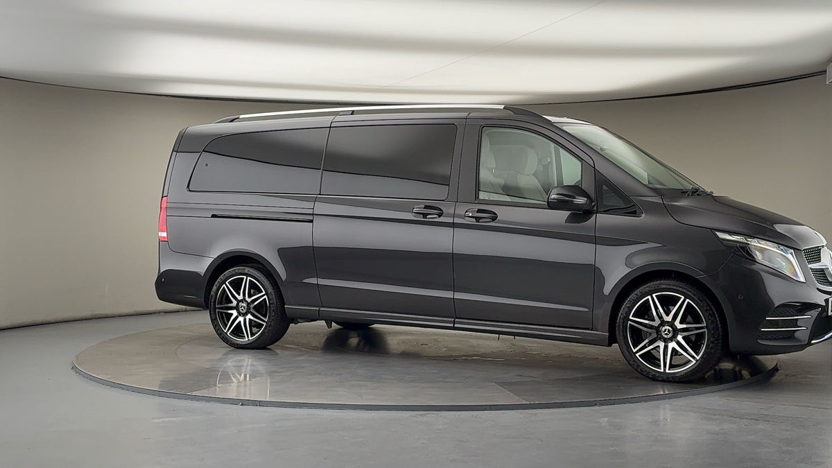 Used Mercedes-Benz V-Class 2024 for sale - 76280697: Photo 42