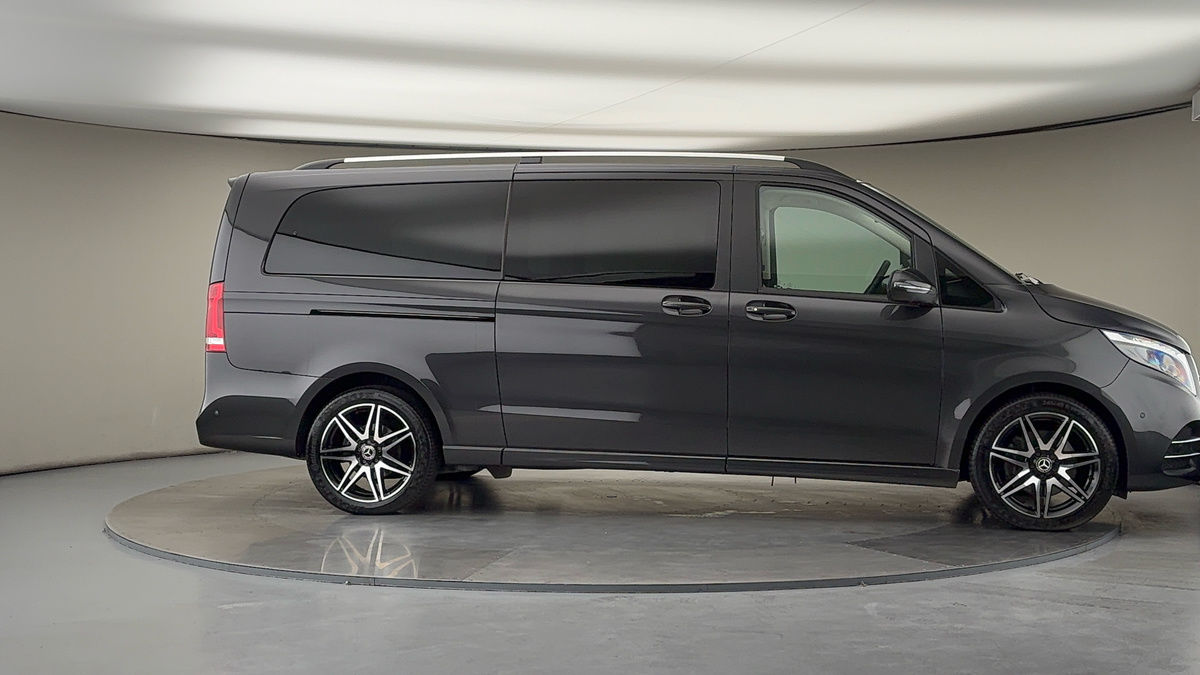 Used Mercedes-Benz V-Class 2024 for sale - 76280697: Photo 43