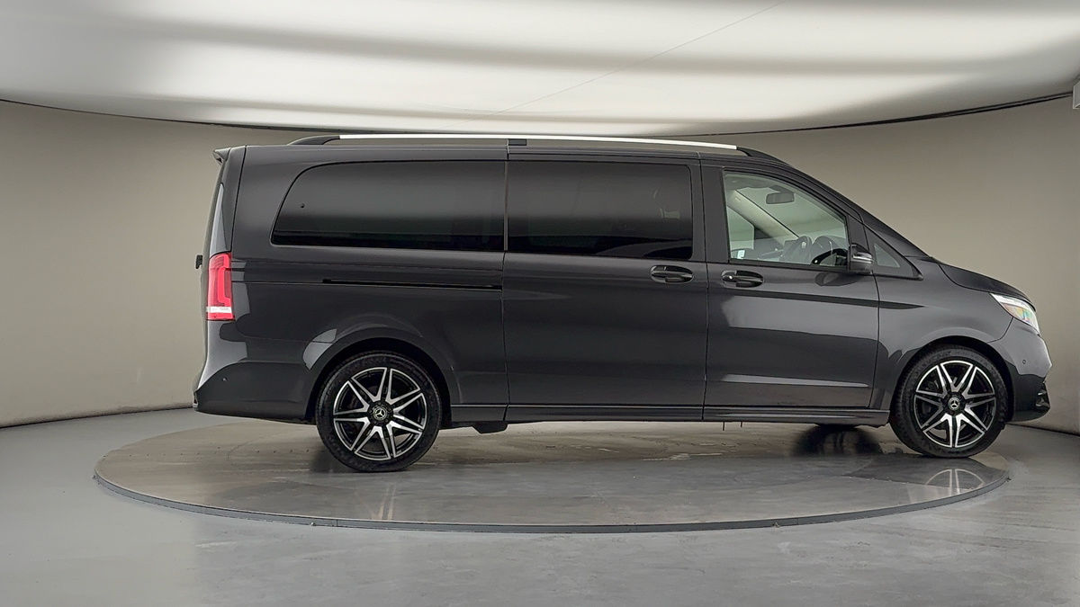 Used Mercedes-Benz V-Class 2024 for sale - 76280697: Photo 44