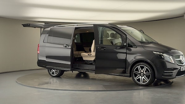 Used Mercedes-Benz V-Class 2024 for sale - 76280697: Photo 61