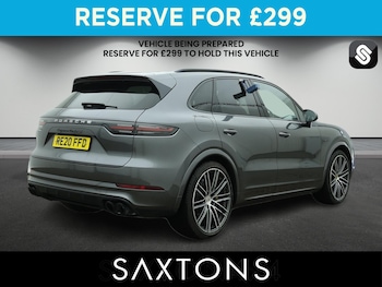 Used Porsche Cayenne 2020 for sale - 79248540: Photo