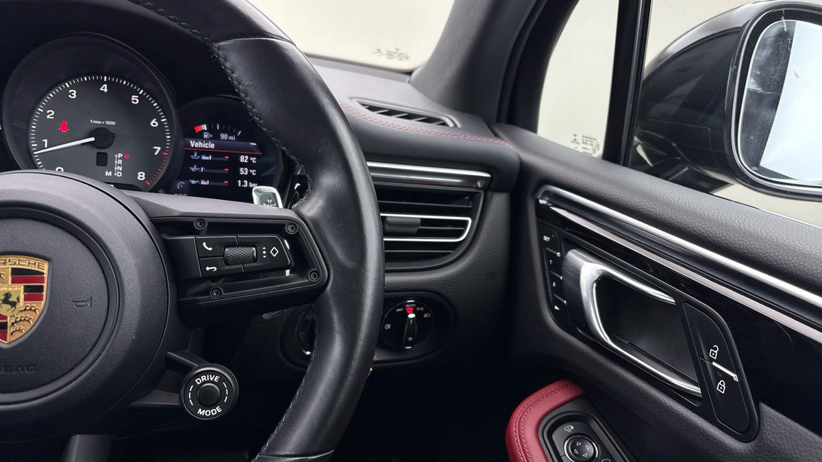Used Porsche Macan 2022 for sale - 75667017: Photo 14