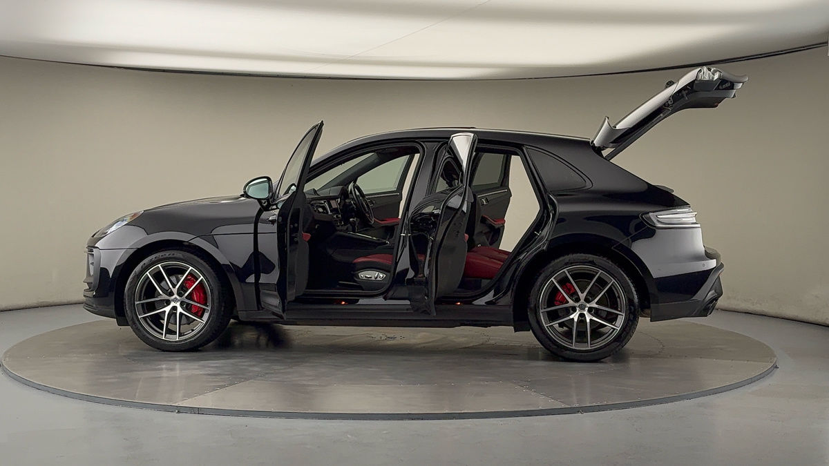 Used Porsche Macan 2022 for sale - 75667017: Photo 47