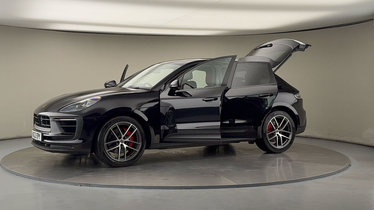 Used Porsche Macan 2022 for sale - 75667017: Photo 49