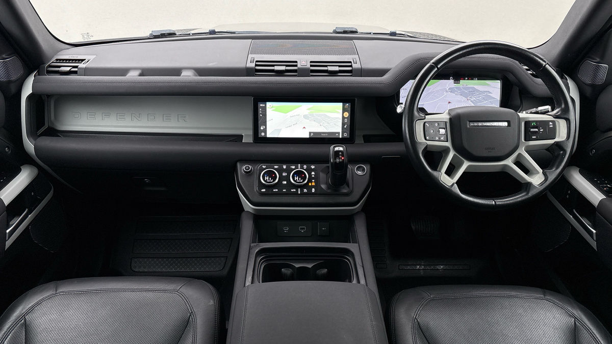 Used Land Rover Defender 2021 for sale - 77632333: Photo 12