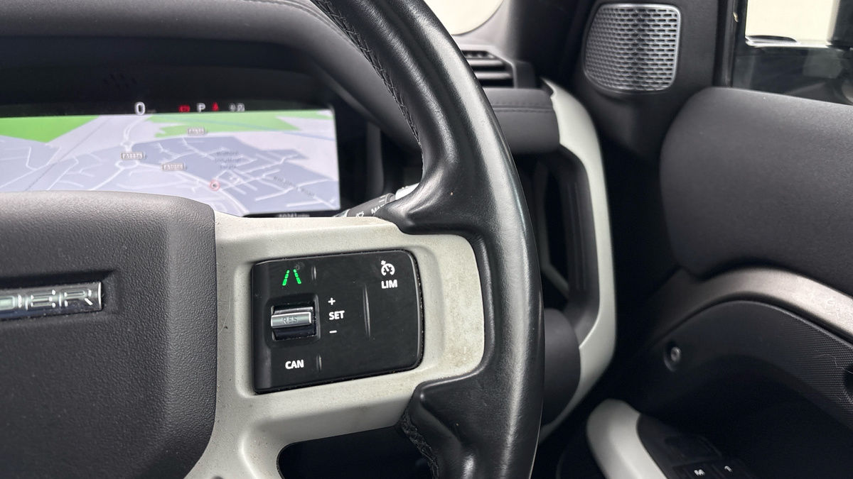 Used Land Rover Defender 2021 for sale - 77632333: Photo 14