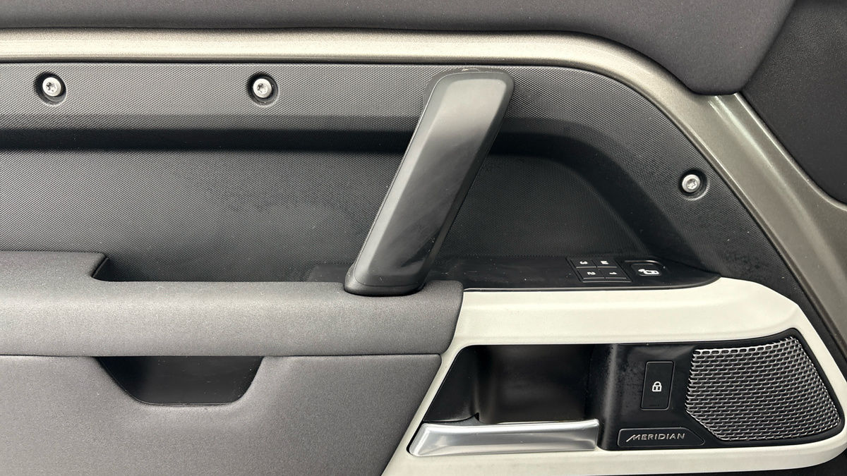 Used Land Rover Defender 2021 for sale - 77632333: Photo 19