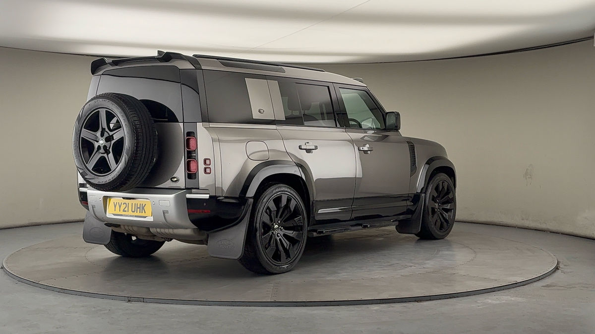 Used Land Rover Defender 2021 for sale - 77632333: Photo 39