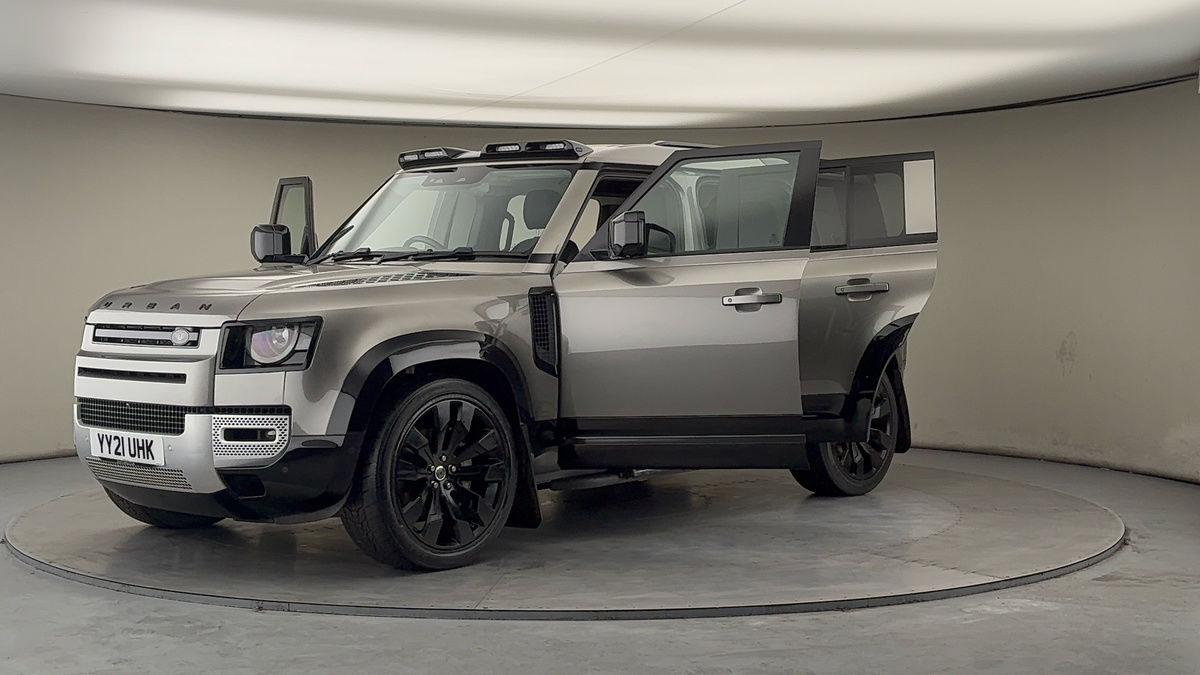 Used Land Rover Defender 2021 for sale - 77632333: Photo 49