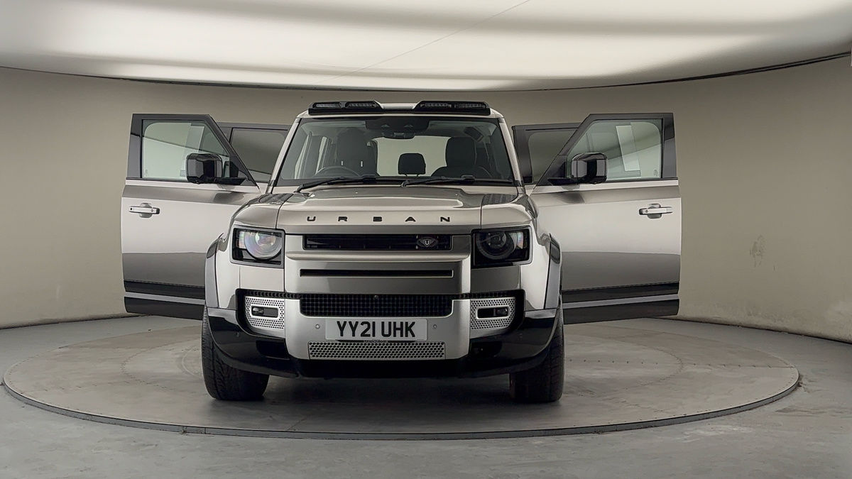 Used Land Rover Defender 2021 for sale - 77632333: Photo 51