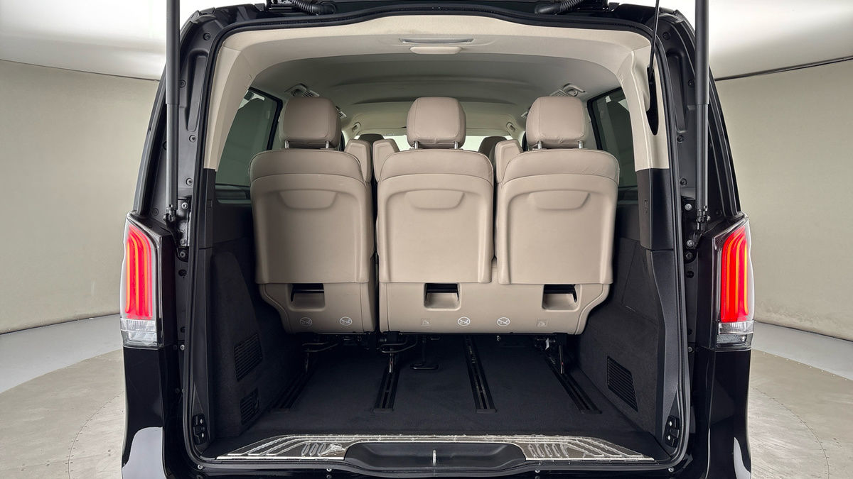 Used Mercedes-Benz V-Class 2025 for sale - 76280719: Photo 11