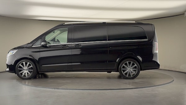 Used Mercedes-Benz V-Class 2025 for sale - 76280719: Photo 15
