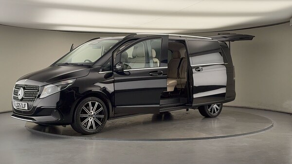 Used Mercedes-Benz V-Class 2025 for sale - 76280719: Photo 22