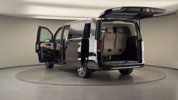Used Mercedes-Benz V-Class 2025 for sale - 76280719: Photo 23