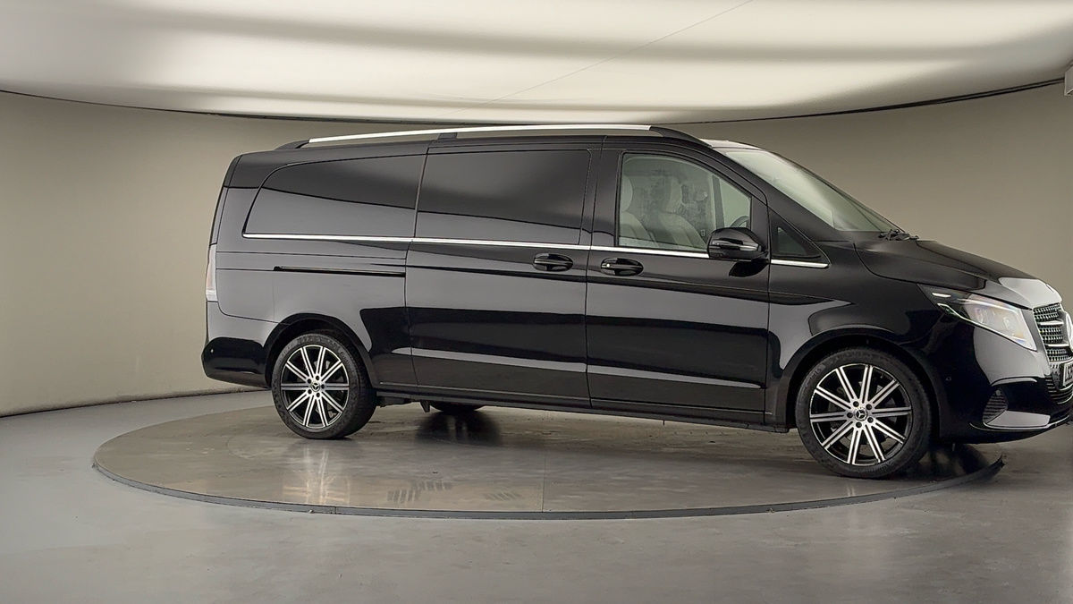 Used Mercedes-Benz V-Class 2025 for sale - 76280719: Photo 37