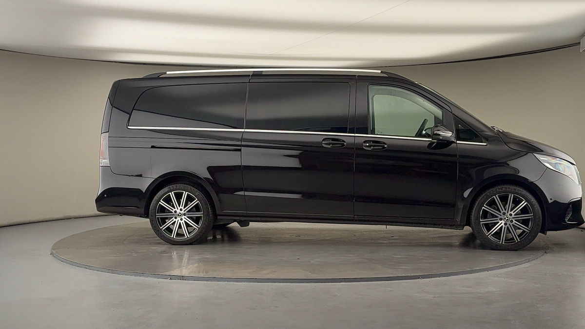 Used Mercedes-Benz V-Class 2025 for sale - 76280719: Photo 38