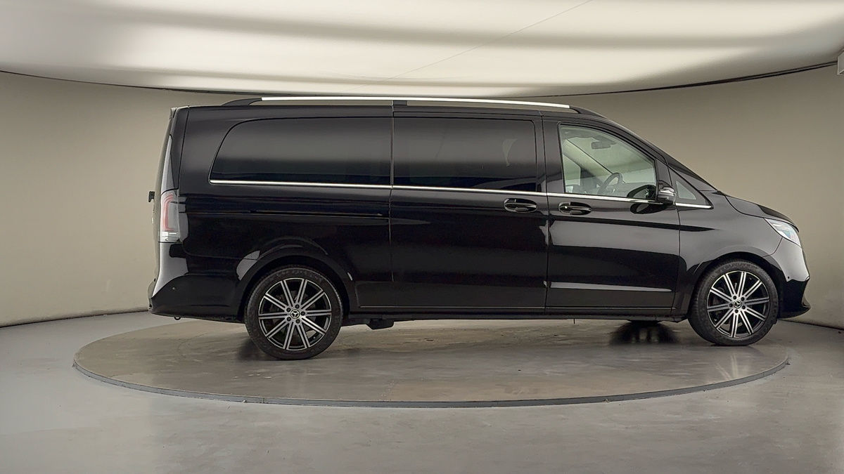 Used Mercedes-Benz V-Class 2025 for sale - 76280719: Photo 39