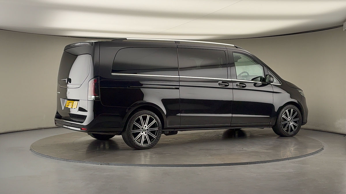 Used Mercedes-Benz V-Class 2025 for sale - 76280719: Photo 40