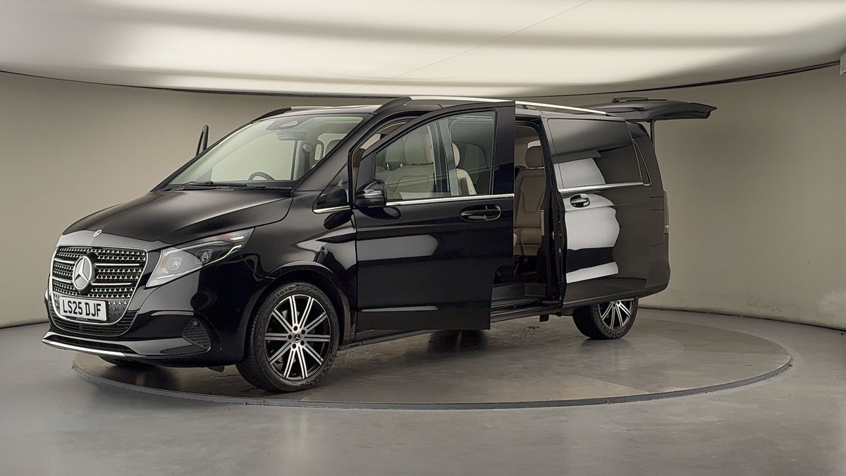 Used Mercedes-Benz V-Class 2025 for sale - 76280719: Photo 51