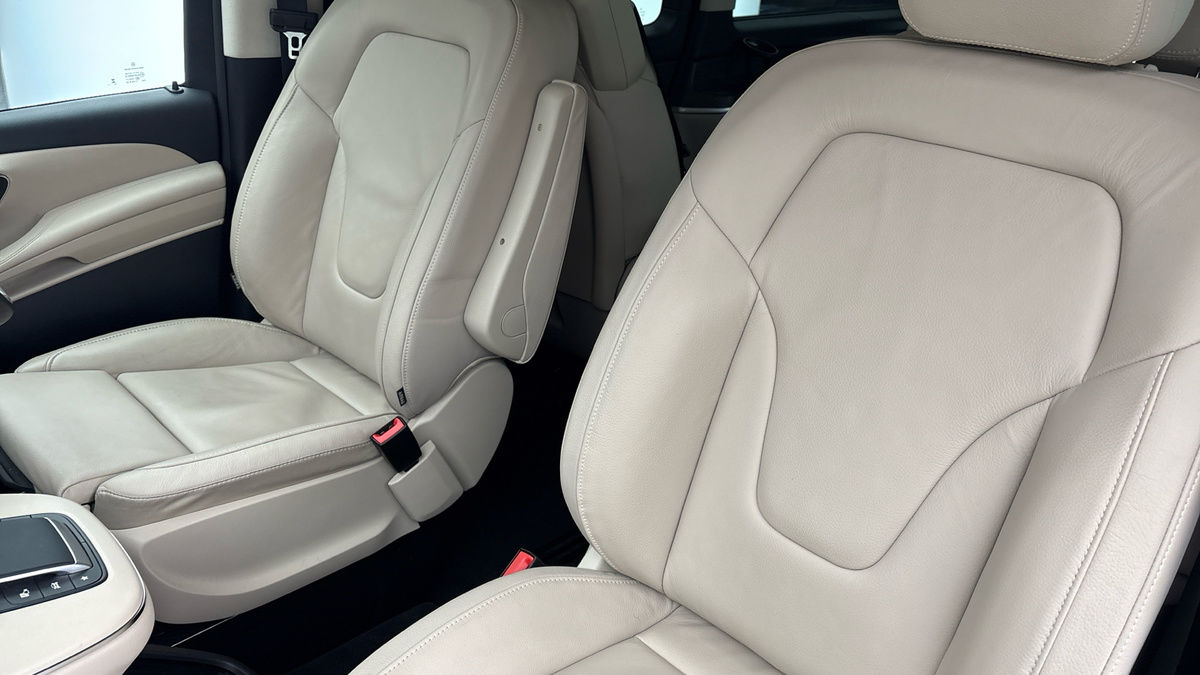 Used Mercedes-Benz V-Class 2025 for sale - 76280719: Photo 7