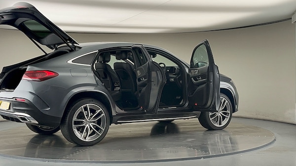 Used Mercedes-Benz GLE 2022 for sale - 75833401: Photo 61