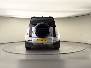 Used Land Rover Defender 2024 for sale - 78257591: Photo