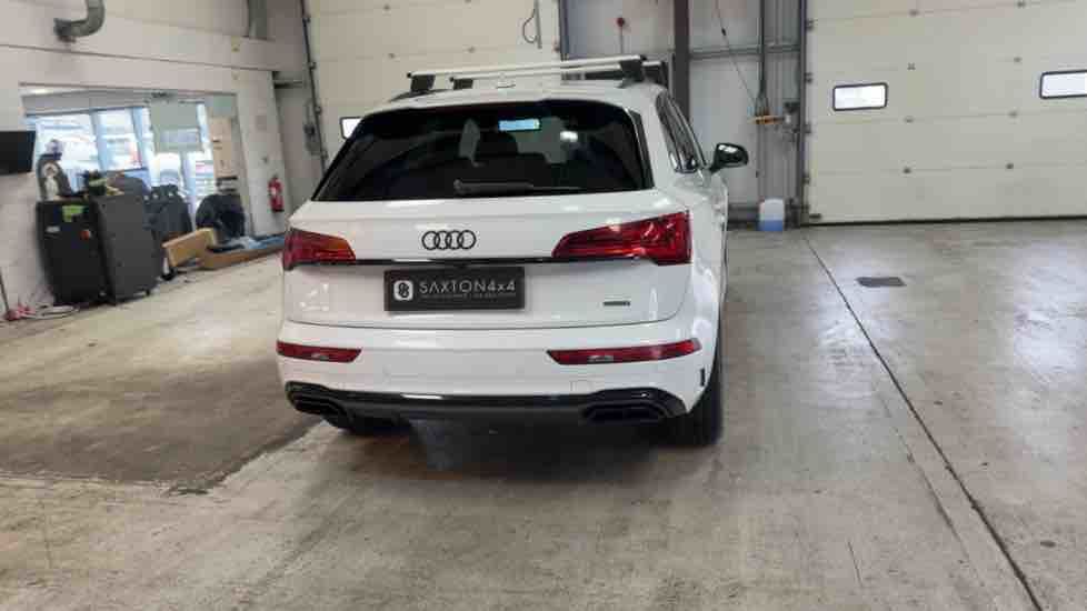 Vehicle 33